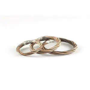 Bicolor Twist Guitar String Ring