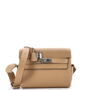 Pre-owned HERMÈS material Messenger Bags Hermes Kelly Messenger Bag Togo PM by Rebag