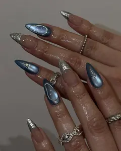 roberthub.nail Blue Chrome Aura Press-On Nails, Metallic Silver French Tip Detail, Glossy Cat Eye Finish, Futuristic Cyber Y2K Aesthetic, Handmade Long Almond Statement Nail Set