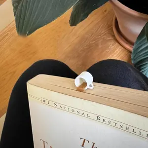 2 Count Durable Bookmark Coffee Cup Shaped Bookmark Non-electric Page Marker for Readers and Bookworms Ideal Gift for Coffee Lovers Book Accessories