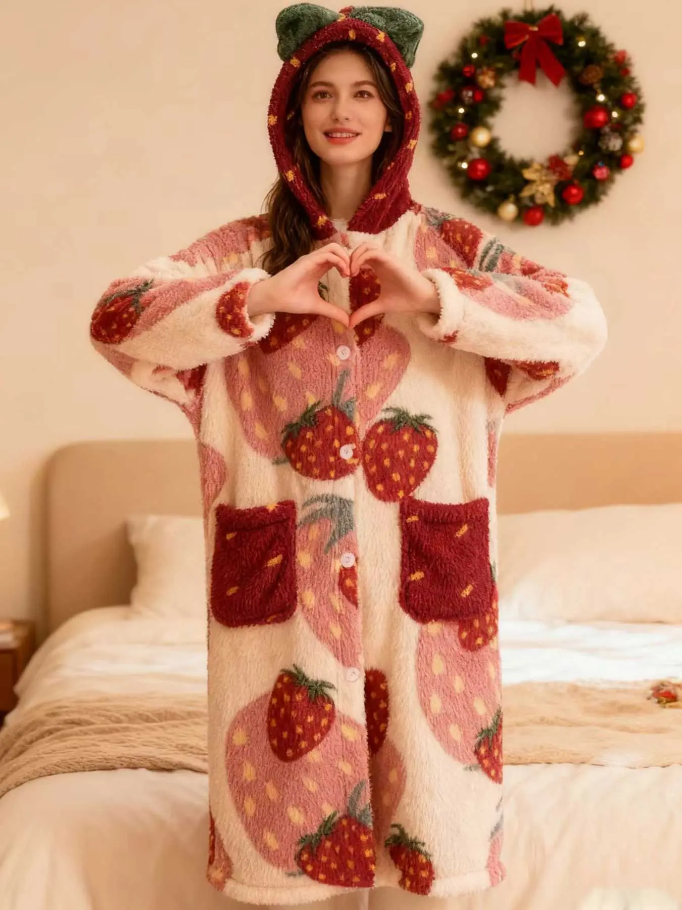 New Strawberry Women's Robe Bathrobe, Autumn Winter Coral Fleece Warm Loose Home Wear, Wearable Blanket, Perfect Gift for Girlfriend