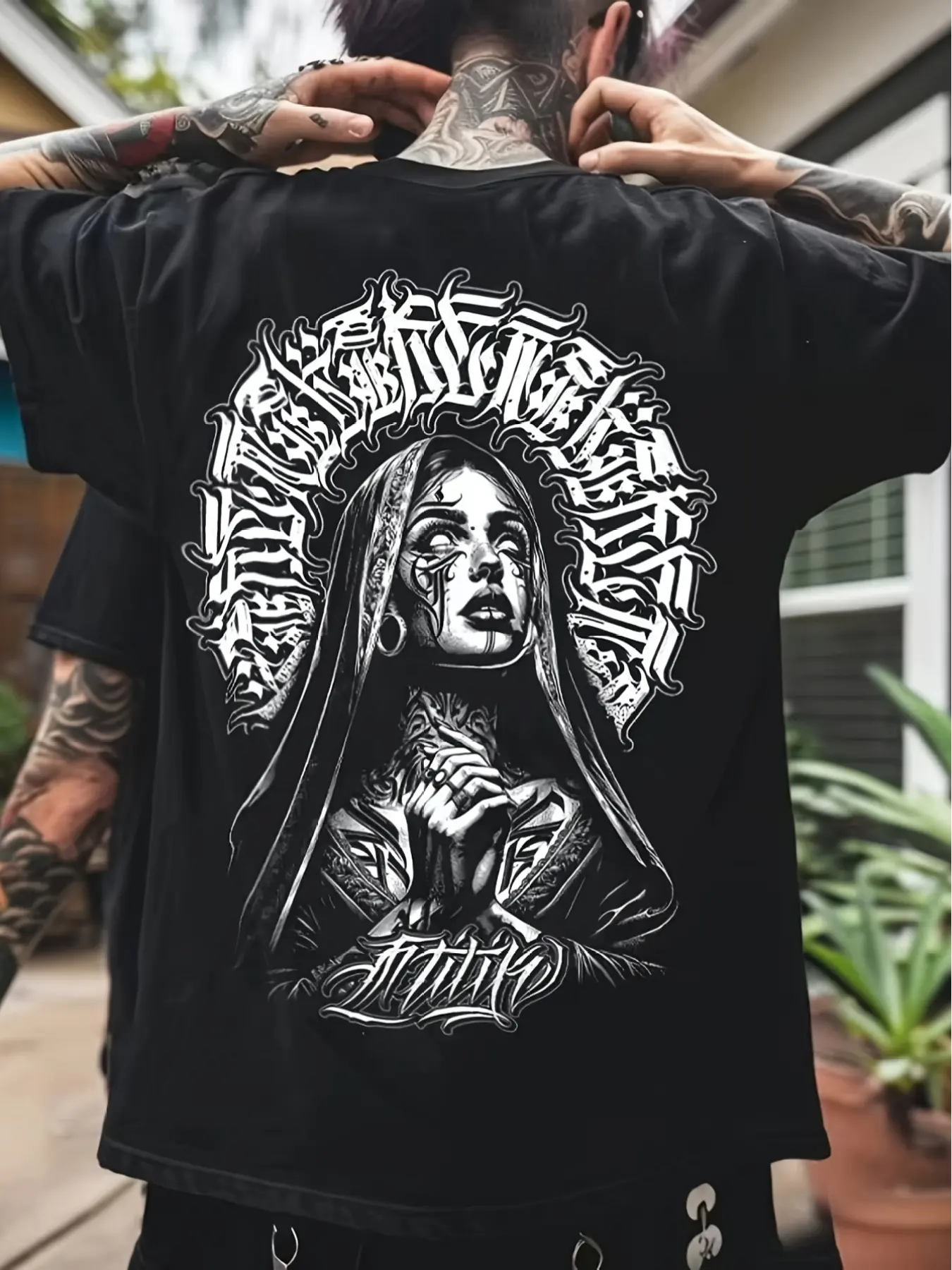 Men'S Chicano Tattoo-Print T-Shirt _ Featuring Our