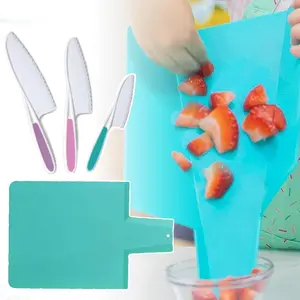4PCS Kitchen Tool Set,Plastic Knife and Cutting Board,Secure Grip, Serrated Edge,Kitchen Tools for Kitchen Beginners Cutting Food and Vegetables supplies