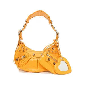 Pre-owned Balenciaga Calfskin Shoulder Bags Le Cagole Calf Shoulder Bag