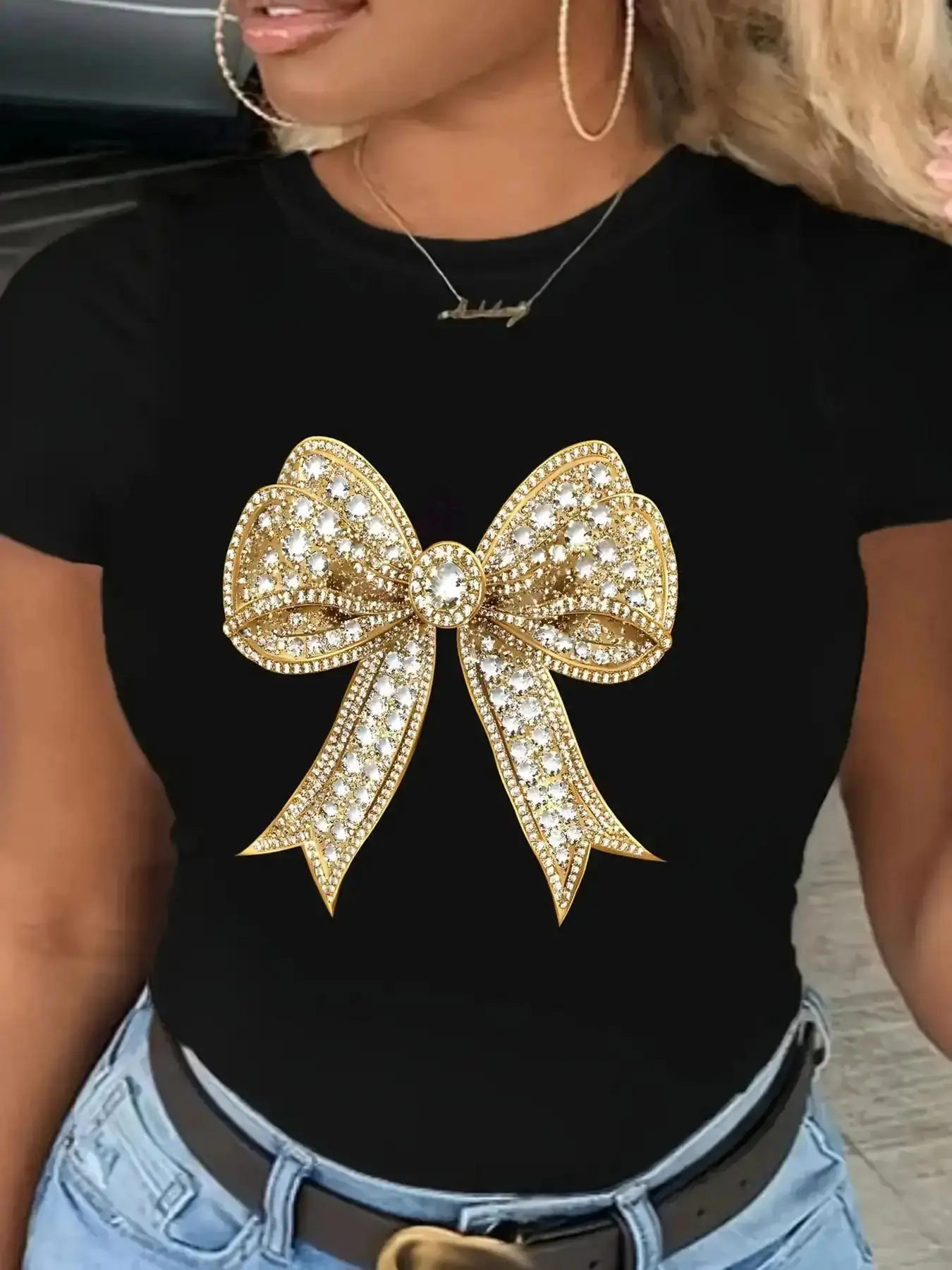 Women's Rhinestone Decor Bow Print Round Neck Tee, Crew Neck Short Sleeve T-shirt for Daily Holiday Vacation Outdoor Wear, Ladies Clothes for Summer, Crewneck Top, Casual Fashionable Top