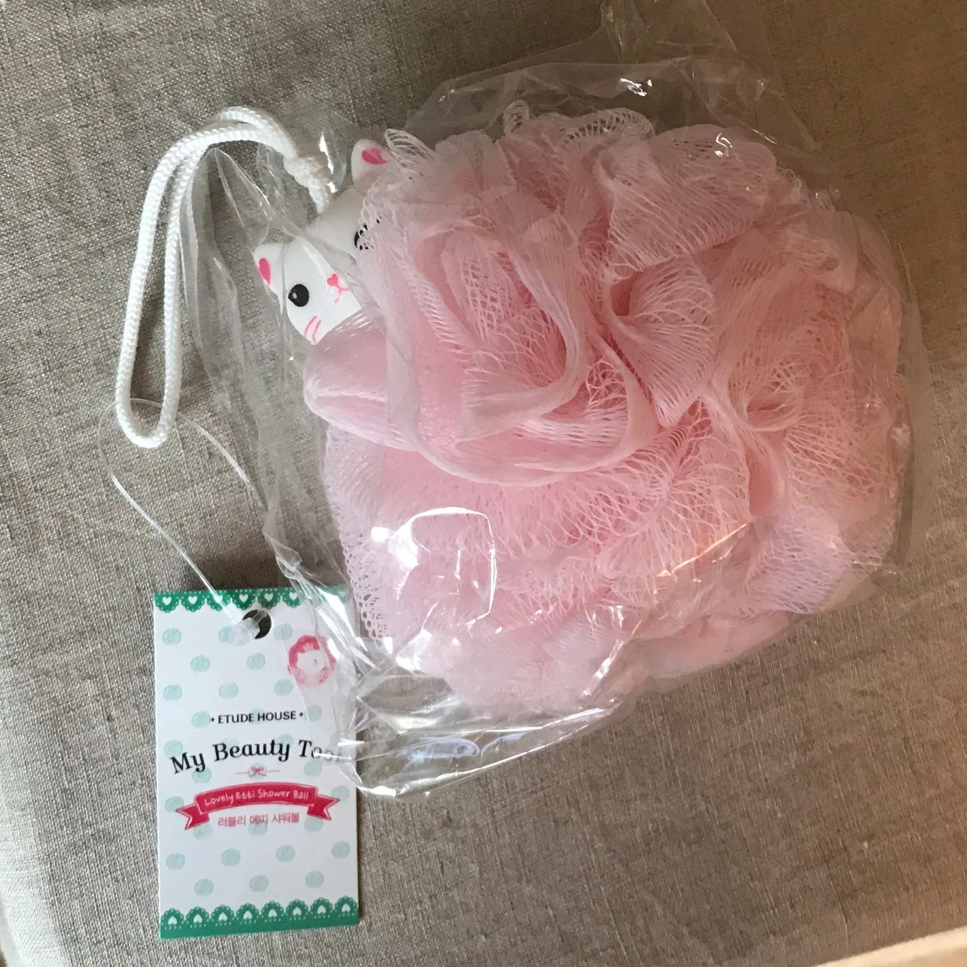 ETUDE HOUSE “Shower Puff”