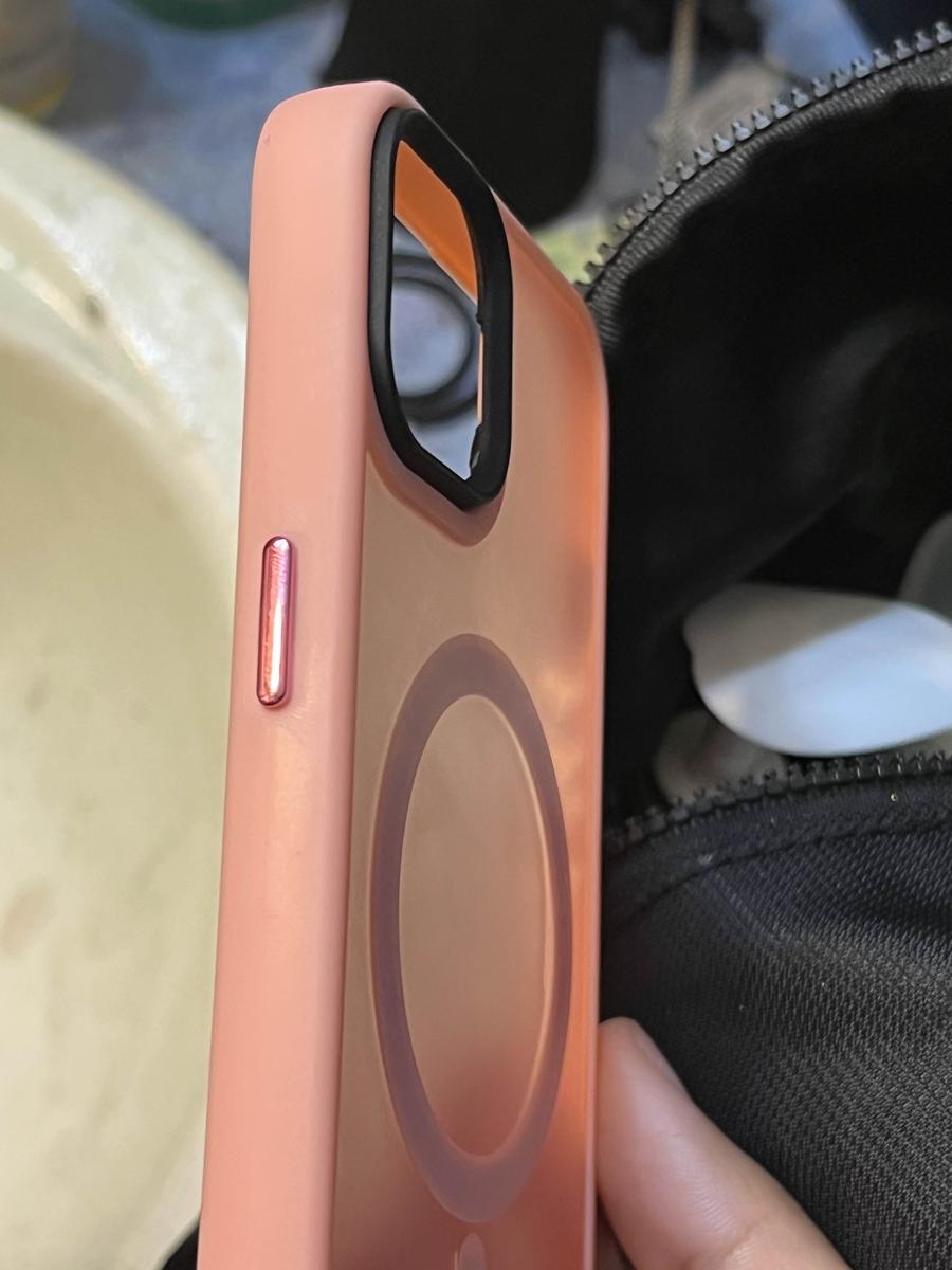 Item: Pink, For iPhone 13