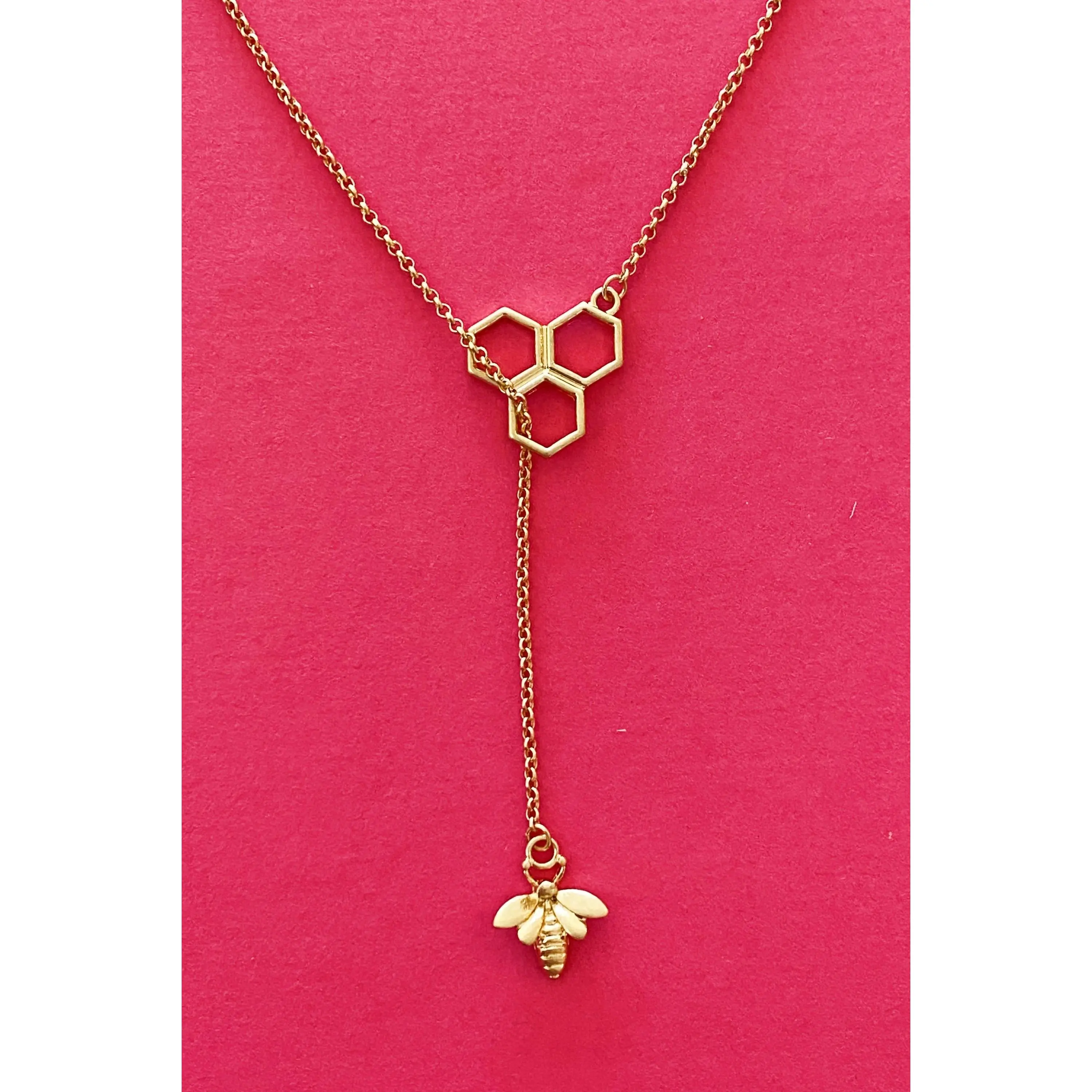 Bee With Me Necklace, Gold – Elegant Honeybee Pendant for Everyday Wear