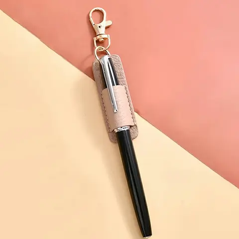 Portable Faux Leather Pen Holder Keychain, Multi-Purpose Neck Hanging Accessory, Durable Metal Buckle Design, Ideal for Office & Travel Use, Keychain For Bags, Multi Function Keychain, Multifunctional Keychain