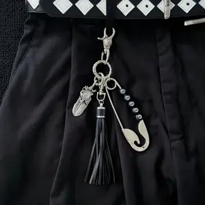 1PCS Hiphop Y2K Pendant Black Tassel Pin Billiards Keychain Bag Charm Punk Cool Jewelry Accessories Gift