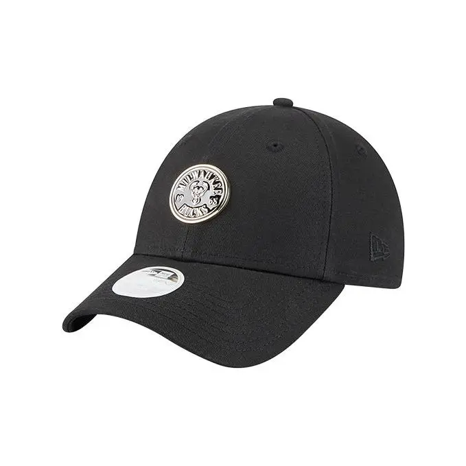 Women's New Era 9Forty Badge Milwaukee Bucks Adjustable Hat