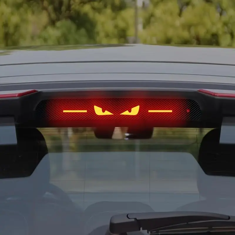 Horizontal Carbon Fiber Pattern PVC Cartoon Devil Eye Car Taillight Stickers, High-Mounted Brake Light Decals, Vehicle Exterior Decoration Accessory