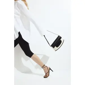 H&M Shoulder bag