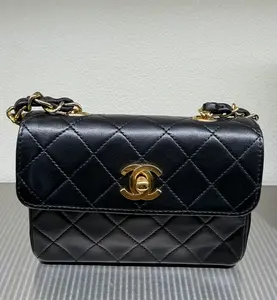 Pre-owned CHANEL Black Lambskin Straight Flap Shoulder Bag
