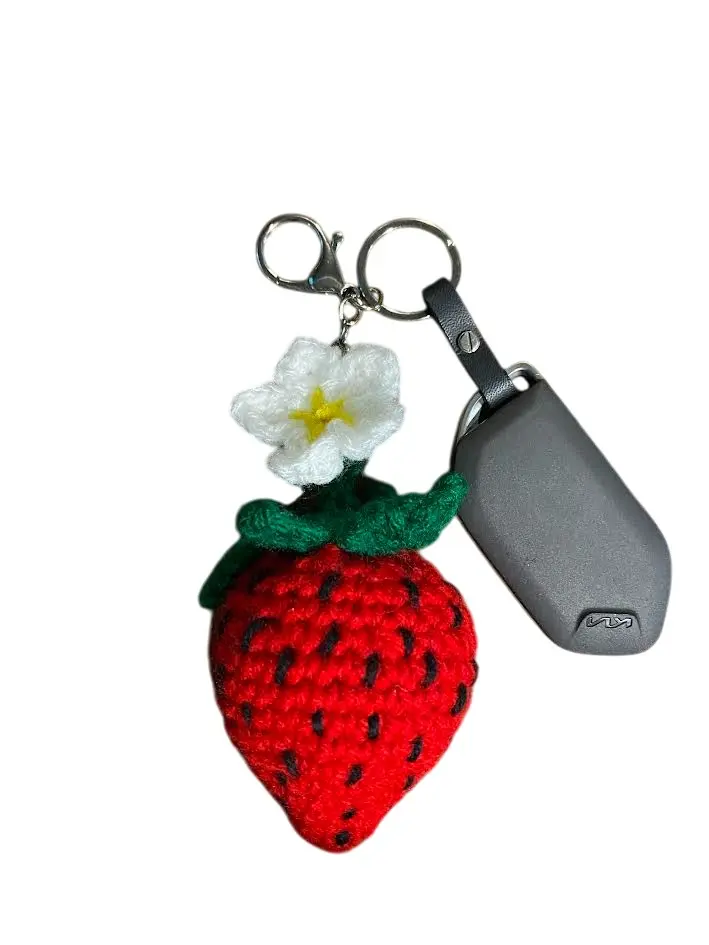 Large Strawberry Keychain with Flower - Strawberry Key Ring - Strawberry Key Holder - Strawberry Bag Charm - Handbag Charm - Charm for Handbag - Handbag Accessories - Handmade - Crochet - Gift Idea - Mother's Day - Decoration for Purse or Handbag