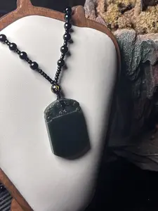 Selected Pendant – Elegant and Minimal Design for Everyday Wear