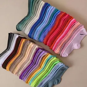 Random Lot of 10 Pairs of Minimalist Design Women's Ankle Socks - Womenswear Comfort