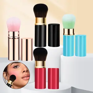 Retractable Blush Brush with Lid, Ultra-Soft Fiber Makeup Tool, Portable Face Powder Applicator, Ideal for Cheeks & Loose Powder