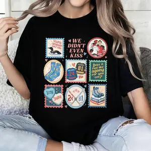 Oversize Shortsleeve Fabric Streetwear T-Shirt - Baggy Loose-Fit Round-Neck Seamless Heated Connor & Ilya Hockey Romance LGBT Love Top for Adult Women, Ideal for Sports & Outdoor Activities