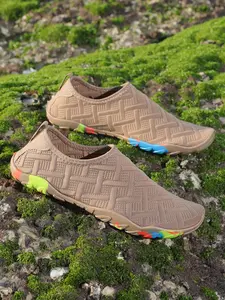 Ladies & Men's Quick-drying Water Aqua Shoes, Water Sports Footwear - Lightweight Swim Shoes, Non-slip, River Tracing, Beach, Swimming, Fishing & Sports Shoes - Breathable Mesh & Rubber Sole - Outdoor Activities & Water Sports