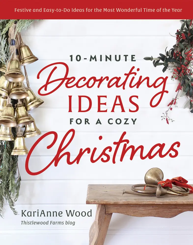 Used Hardcover Book - 10-Minute Christmas Decorating Ideas: Festive, Easy-To-Do Tips for Cookie, Tree, Door Decorations & Toppers by Karianne Wood (English), Wall