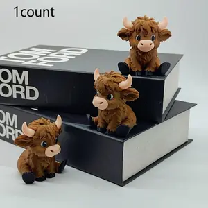 Cute Highland Cow Statue Decoration, Home Decor Ornament, Animal Decorations, Durable Plastic Office Pet Ornament, Perfect for Farmhouse Aesthetic Lovers, Ideal for Birthdays & Housewarming