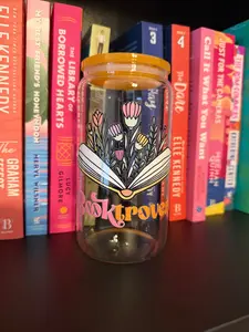Booktrovert 16oz Glass Cup