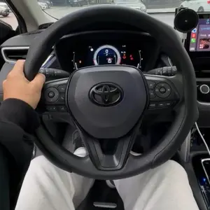 2026 new high-end Napa leather car steering wheel cover fur non-slip durable sweat card cover simple leather steering wheel cover Alcantara universal steering wheel cover breathable design