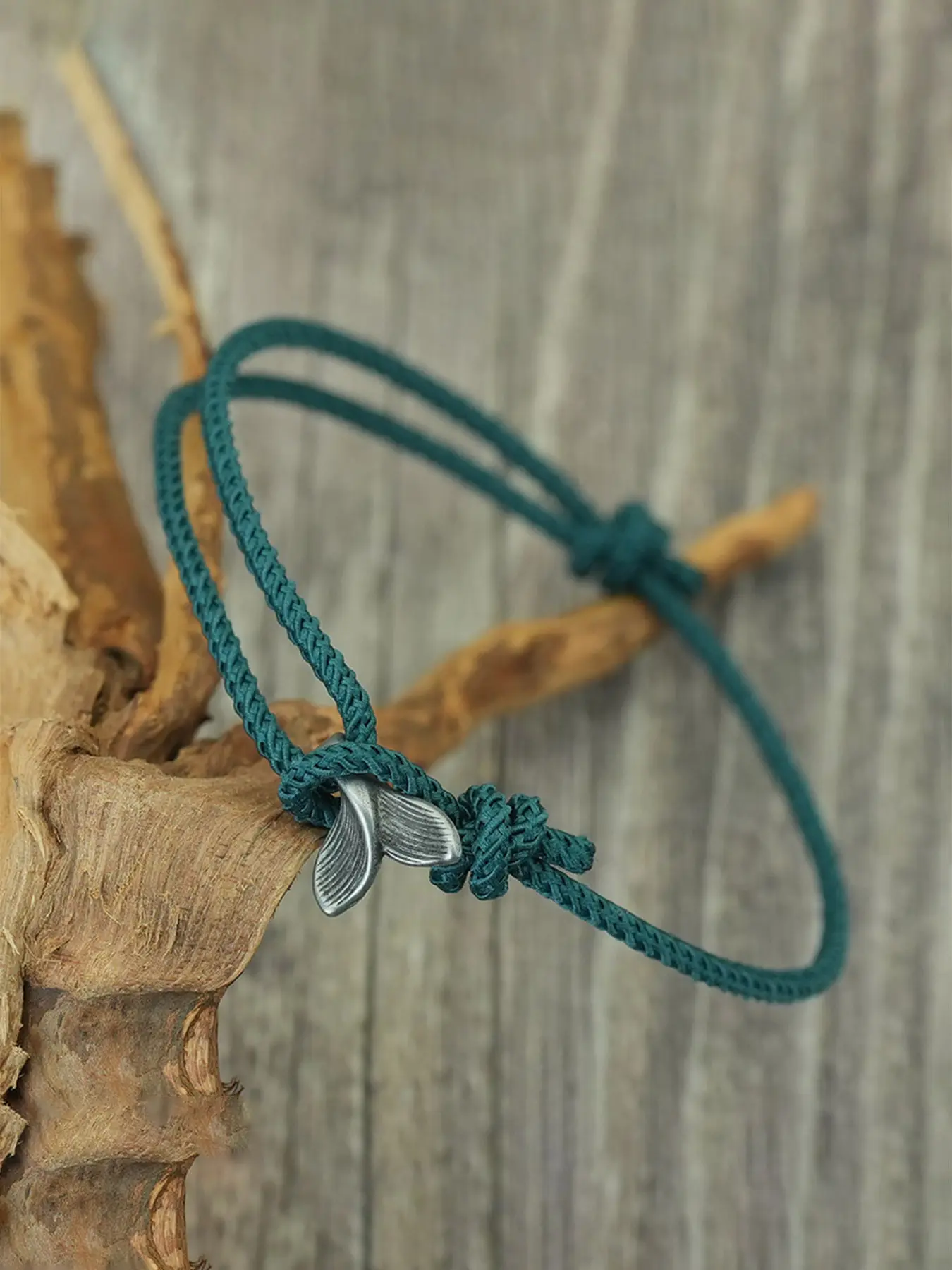 Adjustable Whale Tail Bracelet, Handmade Nautical Rope Jewelry, Ocean Style Surf Wristband, Friendship Accessory for Men & Women, Rope Link Bracelet, Adjustable Bracelets