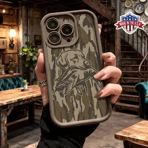 Cool Camouflage Hunting Dog Labrador Duck Wildlife Nature Design Phone Case for iPhone 17 16 15 14 Pro Max 13 12 11 XR XS Plus Air Samsung Galaxy S25 S24 S23 Slim Shockproof anti-drop protection Durable TPU Cases wildflower fashion cover gift