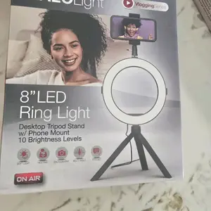 VloggingSeries 8" LED Ring Light Desktop Tripod Stand with Phone Mount 10 Brightness Levels for Enhanced Video Quality - Compact