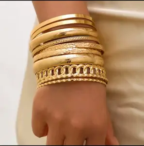 10-Piece Gold Bangles Set - Versatile & Elegant Design for Everyday Glam - Perfect Styling Options for Various Occasions - Elevate Your Style with Elegance