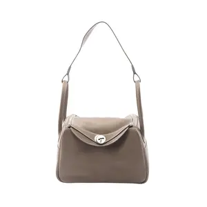 Pre-owned HERMÈS Calfskin Shoulder Bags Hermes Lindy26 Handbag