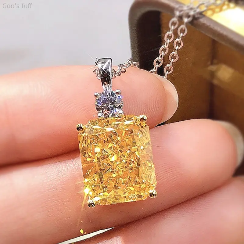 Women's O-Link Choker Necklace, Viral European-American Costume Jewelry, Faceted Yellow Glass Cubic Zirconia, Minimal Accessory for Daily Office Use