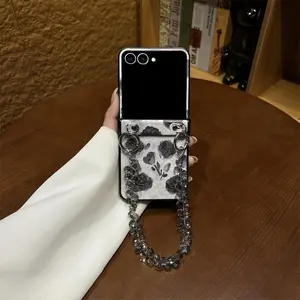 Luxury Black Rose Flower Pattern Phone Case with Crystal Bracelet Chain for Samsung Galaxy Z Flip7 Zflip6 Z Flip5 Back Cover