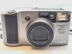 MINT Minolta Freedom Zoom 140ex Panorama Date 35mm Film Camera - Tested