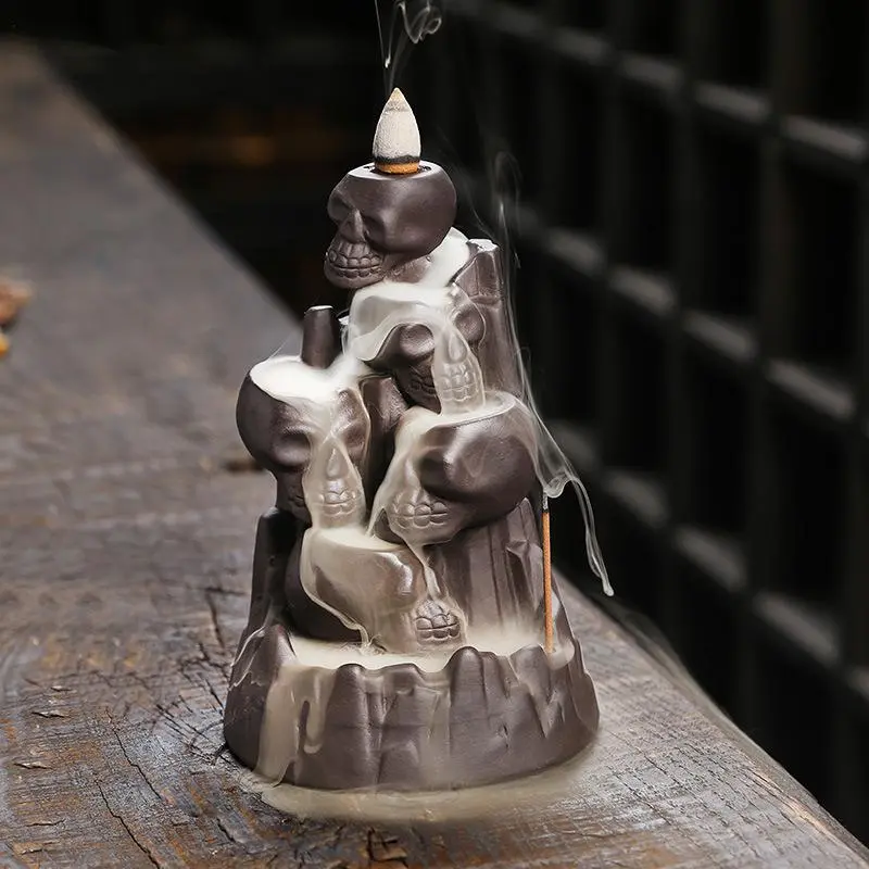 Skull Design Incense Burner, Ceramic Backflow Incense Holder, Aromatherapy Ornament for Home Office Desktop Decor, Home Decor Supplies, Perfume