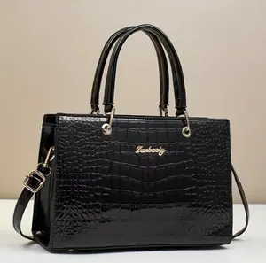 Chic Korean Textured Crossbody Women's Elegant Shoulder & Tote Bag Versatile Minimalist Fashion Handbag in Crocodile Pattern
