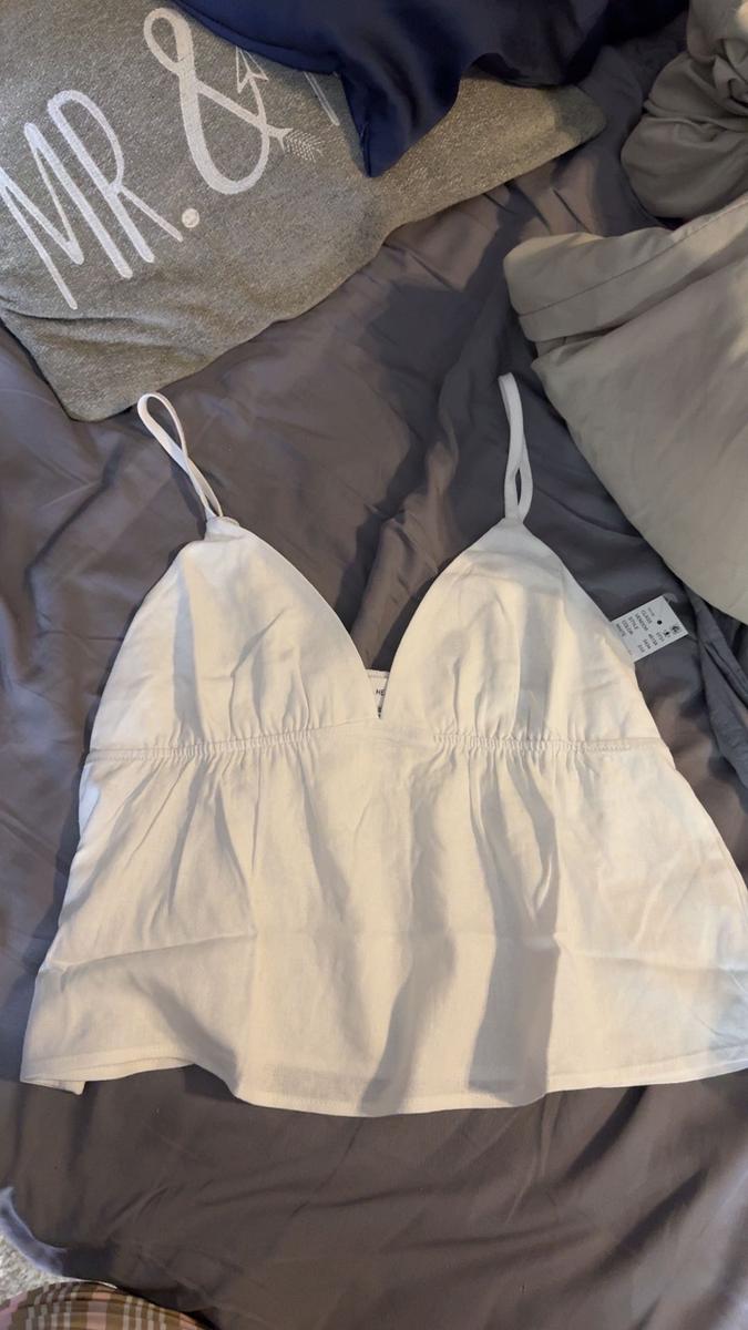 Item: WHITE, SML SIZE