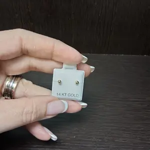 Aretes pequeños 14k