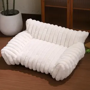 Luxury Fur Winter Pet Cat Nest Sofa Modern Puppy Small Animal Kitten Dog Bed Shaped Beds Couch Cushion Bedding Indoor Kennel House Yorkshire