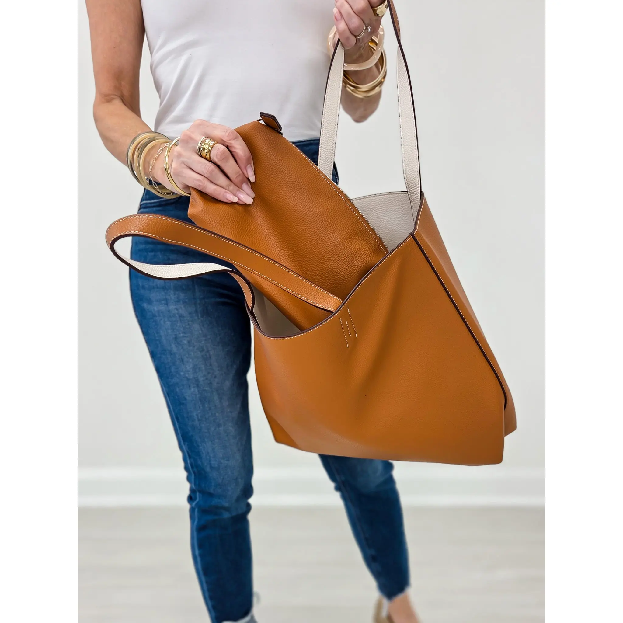 Reversible Never Full Everyday Tote Bag -Camel/White