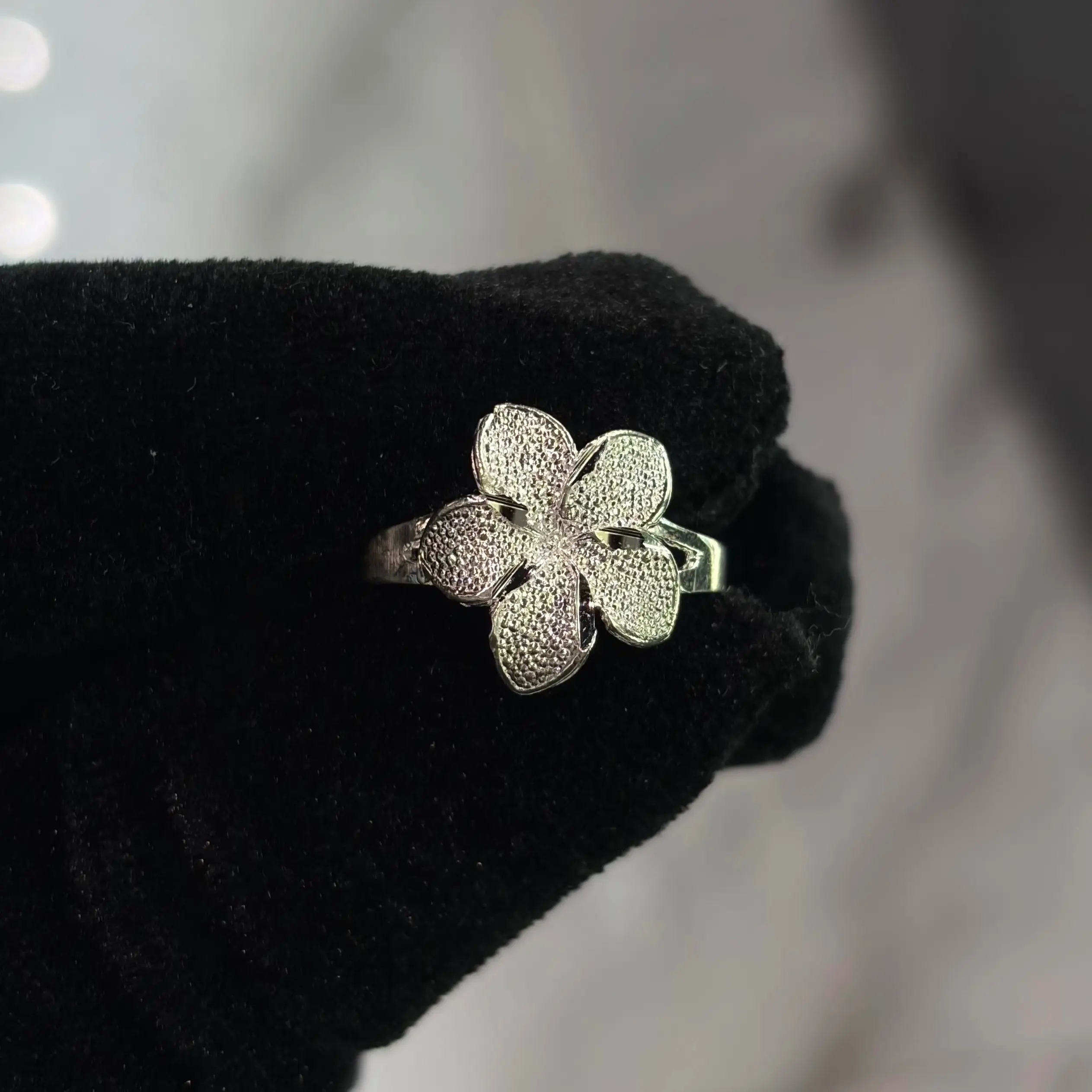 925 Sterling Silver Hibiscus Ring