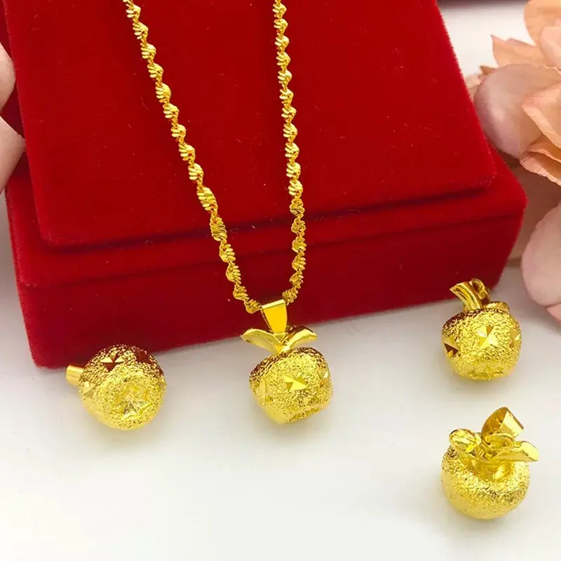 Solid Apple Pendant Necklace, Light Luxury Versatile Gift for Girlfriend, Non-Fading Lucky Clavicle Chain Minimalist Jewelry DZXL3843