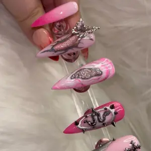 Nicki Ransom Press On Nails/ Alternative press on nails