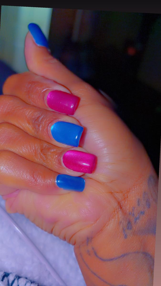 Item: Galaxy Aurora S Squoval [Nail Tips Only]