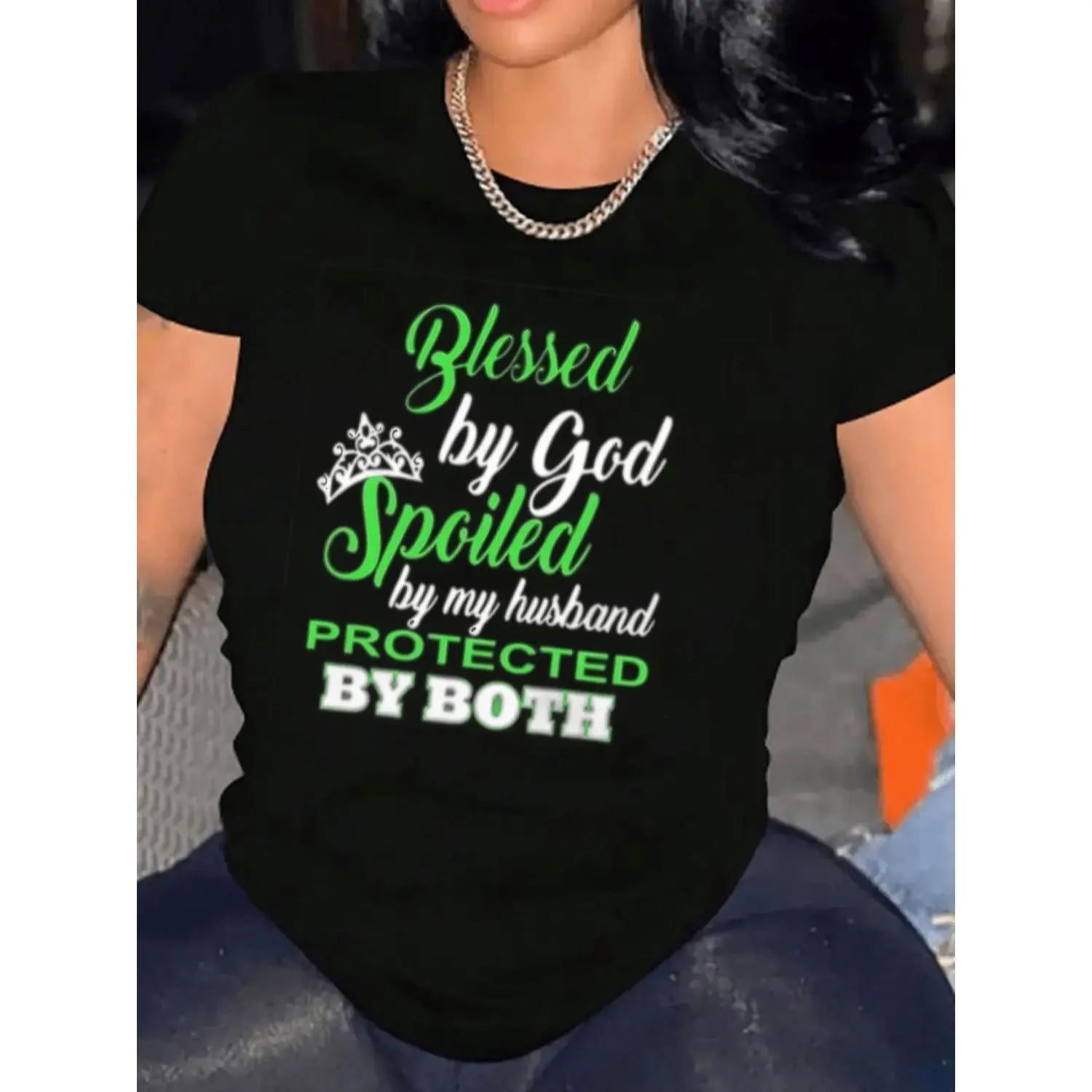 Women's Streetwear Tshirt, Casual Shortsleeve Crew Neck Top, Soft Relaxed Fit for Lounging and Daily Wear