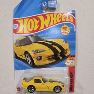 Hot Wheels 96 Dodge Viper GTS
