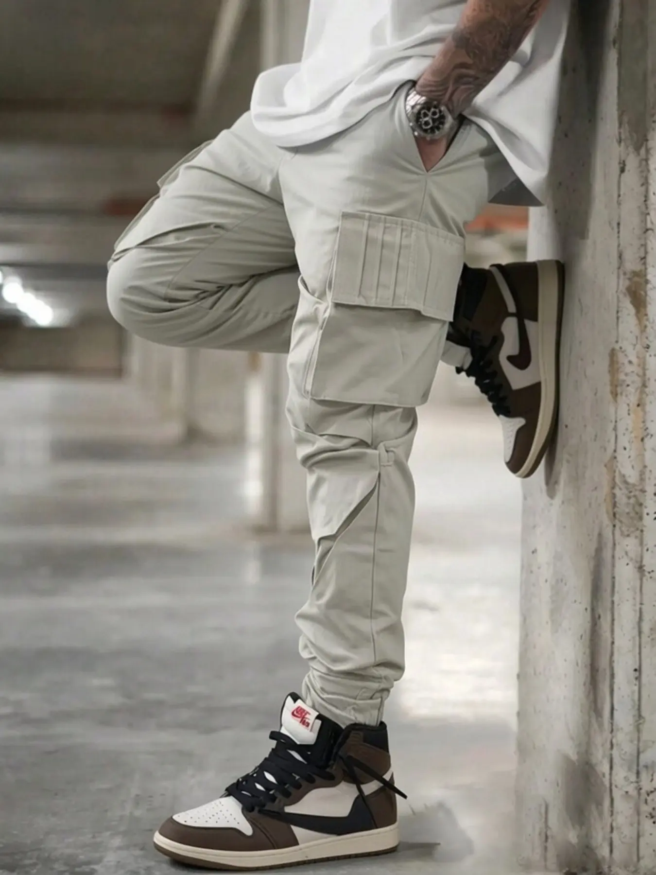 1Pc Men's Tactical Cargo Pants, Grunge Streetwear Style, Casual Pocket Trousers, Multiple Storage Pockets Drawstring Cuffs Durable Ripstop Fabric Trousers for Hip Hop Fans & Daily Outings