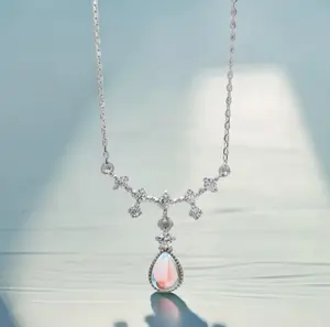 Zircon Elegant Tear Drop Pendant Necklace withWater Drop Design for Fashionable Women'sAccessories.Safety pin necklace.charm necklace